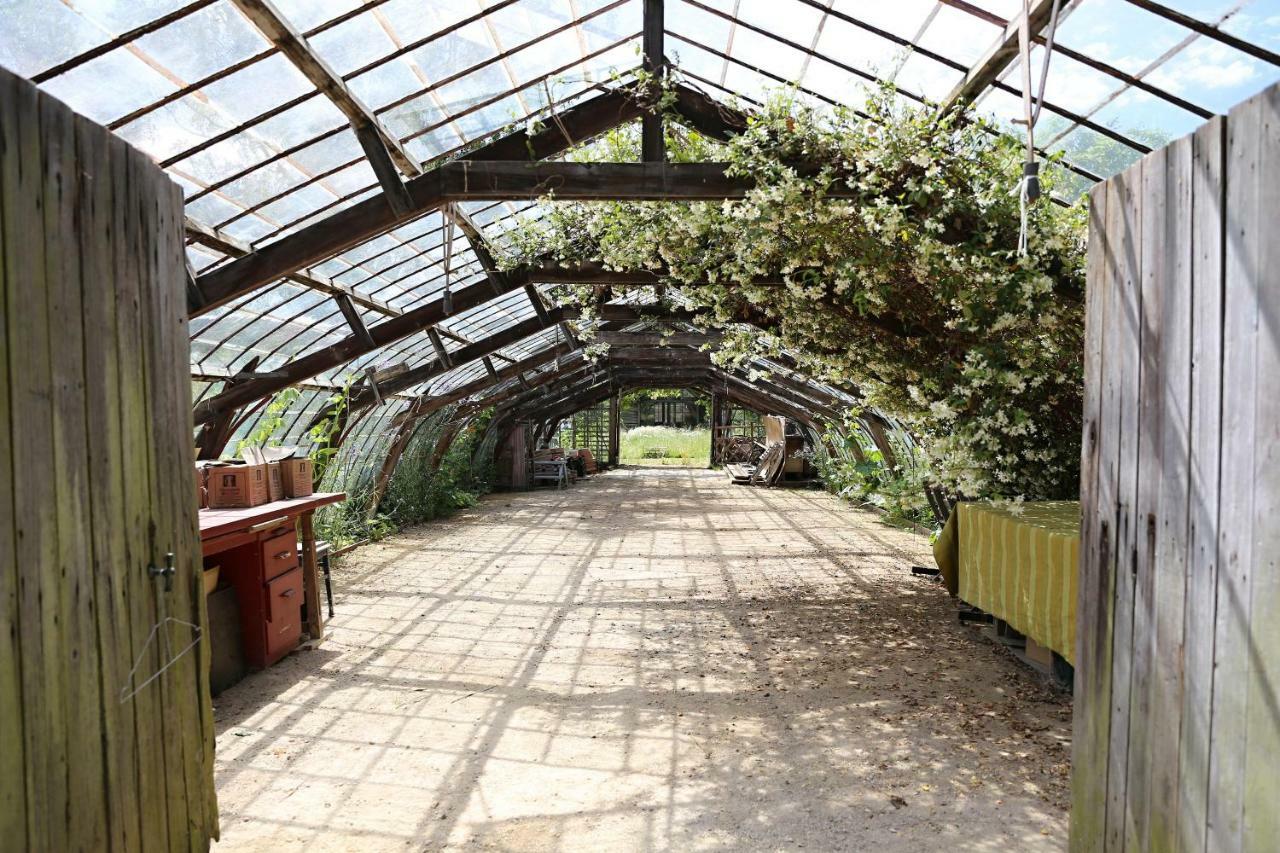 Le Jardin Des Sources Bed & Breakfast La Hulpe Exterior foto